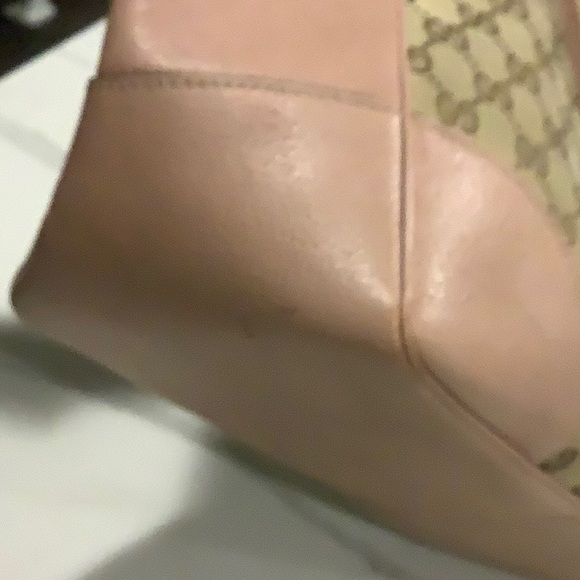 Gucci Bag - Picture 3 of 7